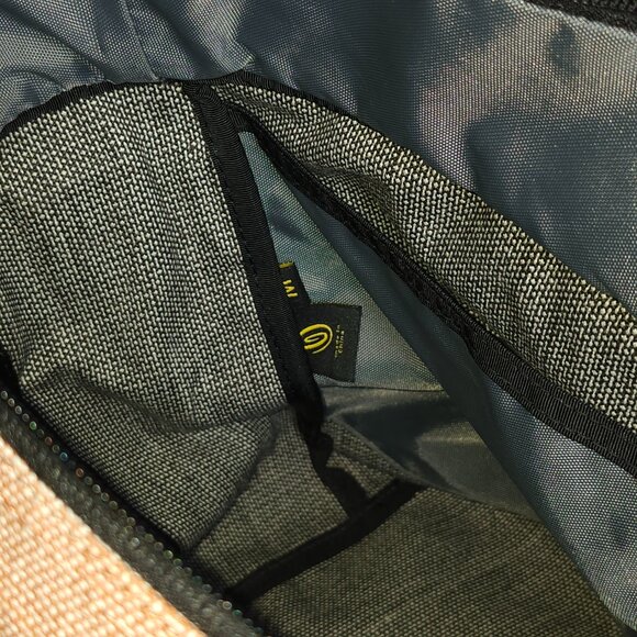 ATTRACTIVE Timbuk2 Messenger Tote Bag Three Tier Design 18" x 13" x 4" - Picture 5 of 12